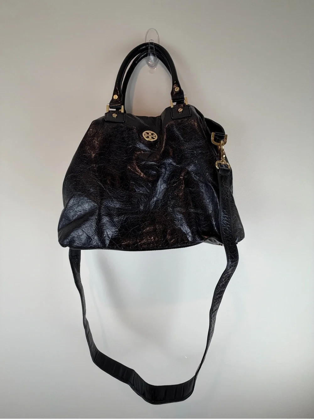 Tory Burch Black Leather Shoulder Bag with Gold Logo